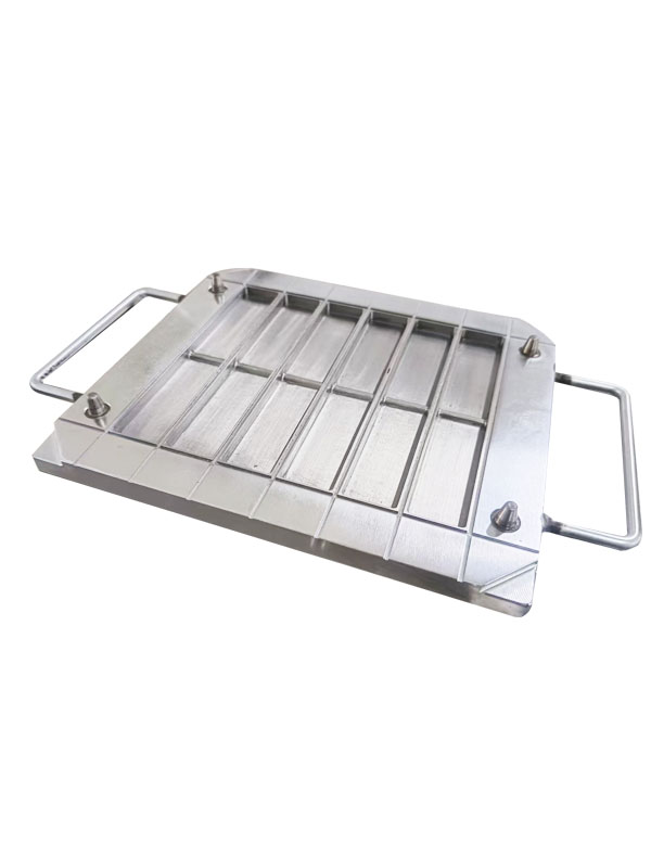 Rectangular cavity mold